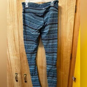 Lululemon turquoise med rise full length leggings size 6 space dye soft